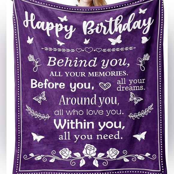 Purple blanket - Picture 1 of 4